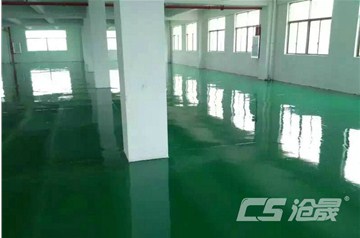 廈門滄晟環(huán)氧地坪,環(huán)氧樹脂地坪脫色的原因何在？