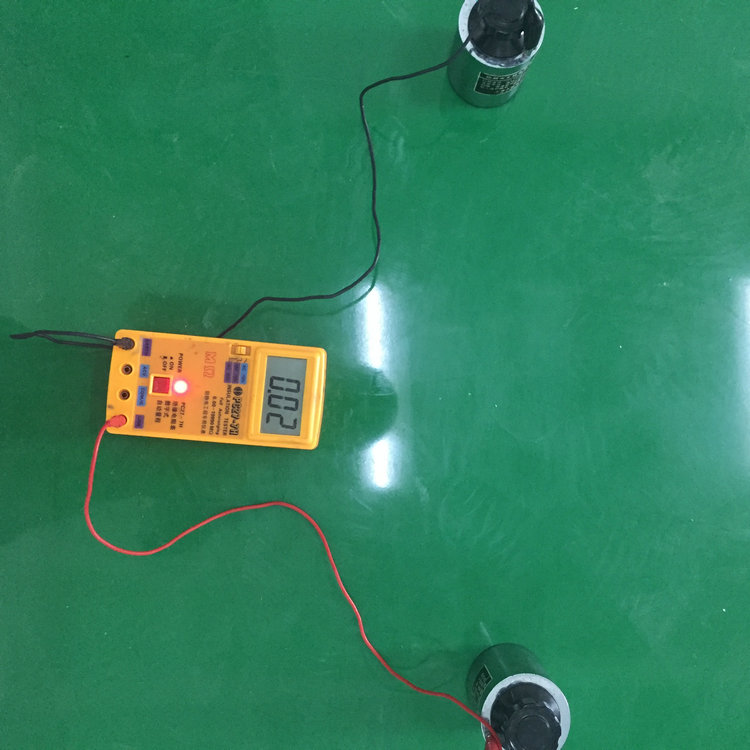 南平防靜電地坪,滄晟環(huán)氧樹脂廠家:計(jì)算機(jī)房為什么需要做防靜電地坪？