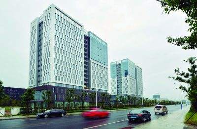 環(huán)氧地坪漆在工業(yè)建筑中使用要注意哪些？