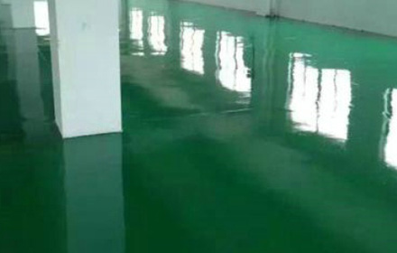 環(huán)氧地坪漆施工后平整度不夠高的原因是什么？