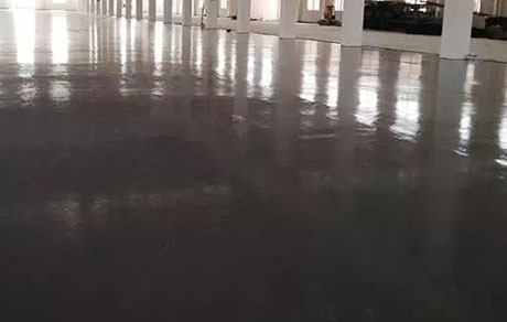 廠房使用環(huán)氧地坪漆有哪些好處？如何正確施工？